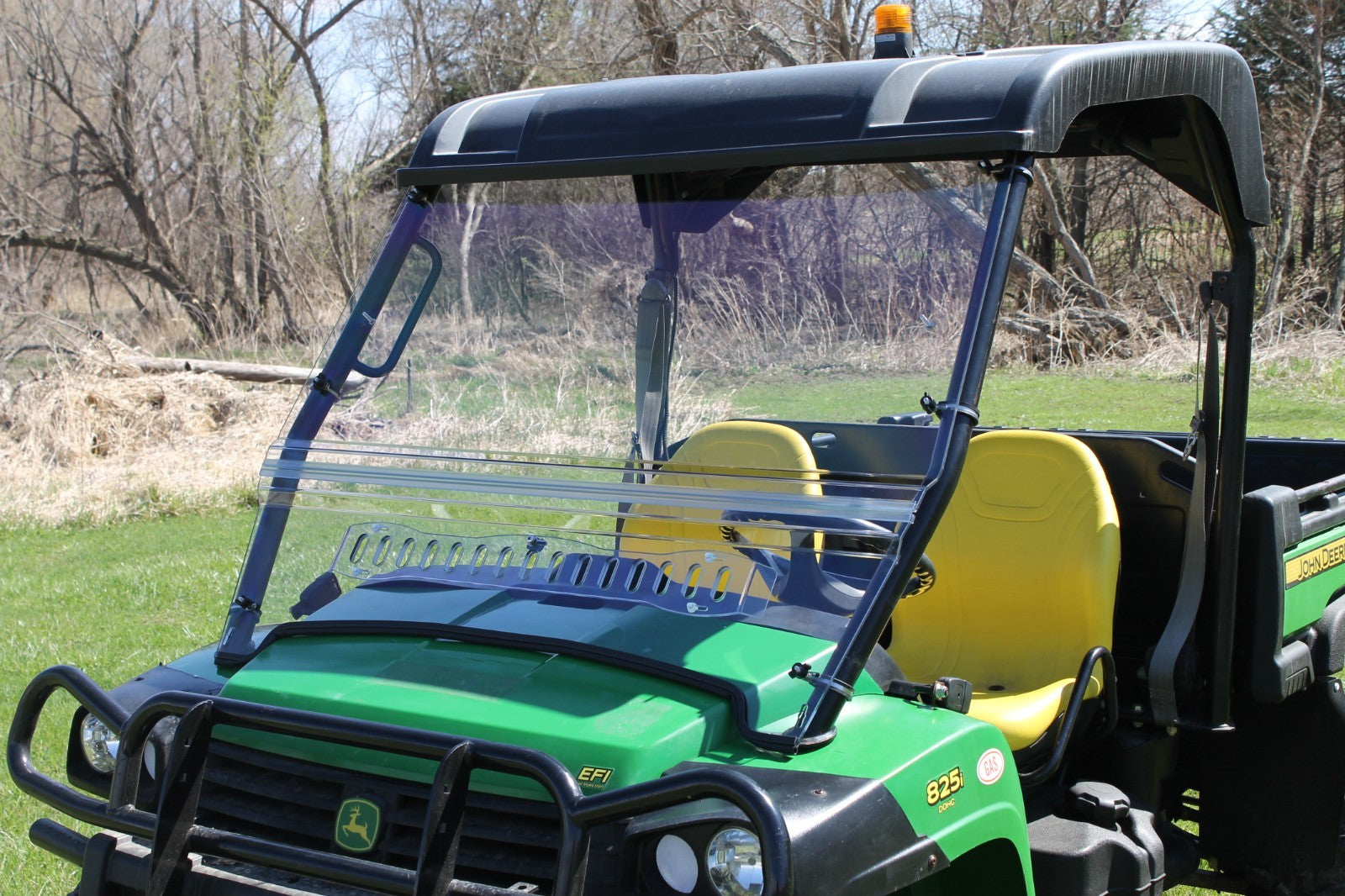 JOHN DEERE XUV 620i-625i-825i-825i S4, HPX 4x4 FOLDING MAX-FLO VENTED WINDSHIELD