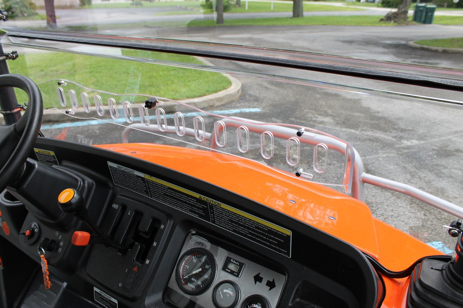 KUBOTA RTV 1140CPX VENTED WINDSHIELD