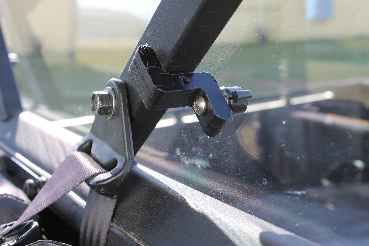 TRACKER 800SX 2020+ REAR WINDSHIELD