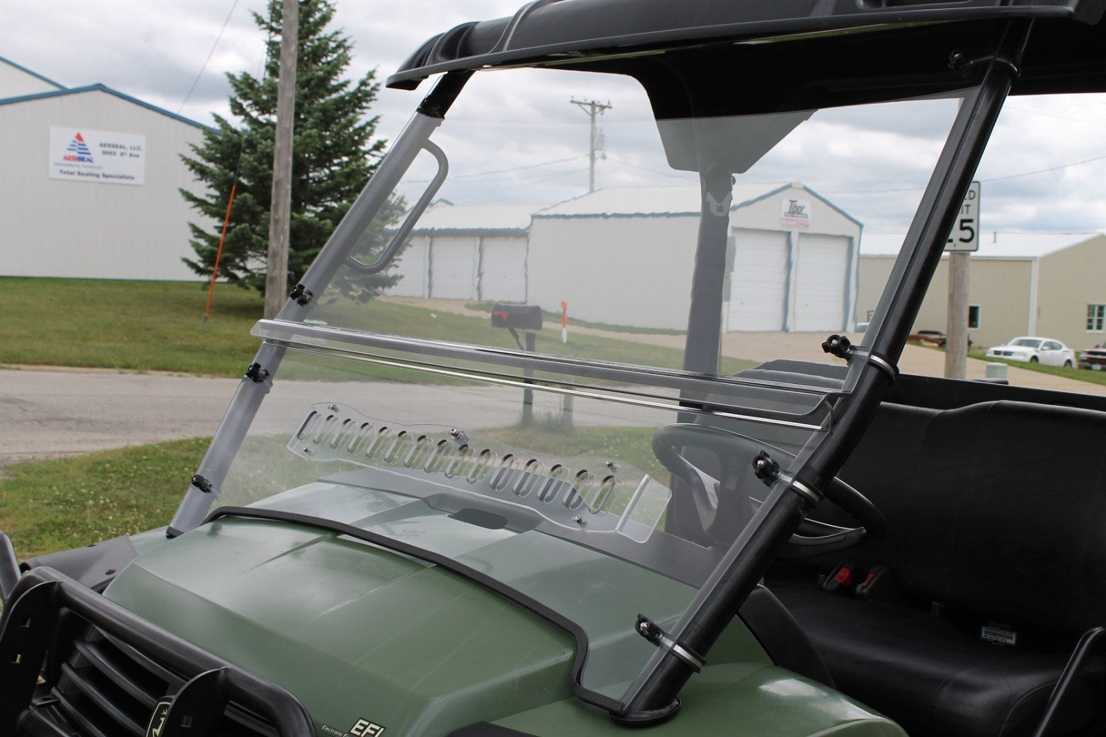 John Deere HPX 4x4, XUV 620i, 625i, 825i, 850D, 855D MAX-FLO Vented Windshield