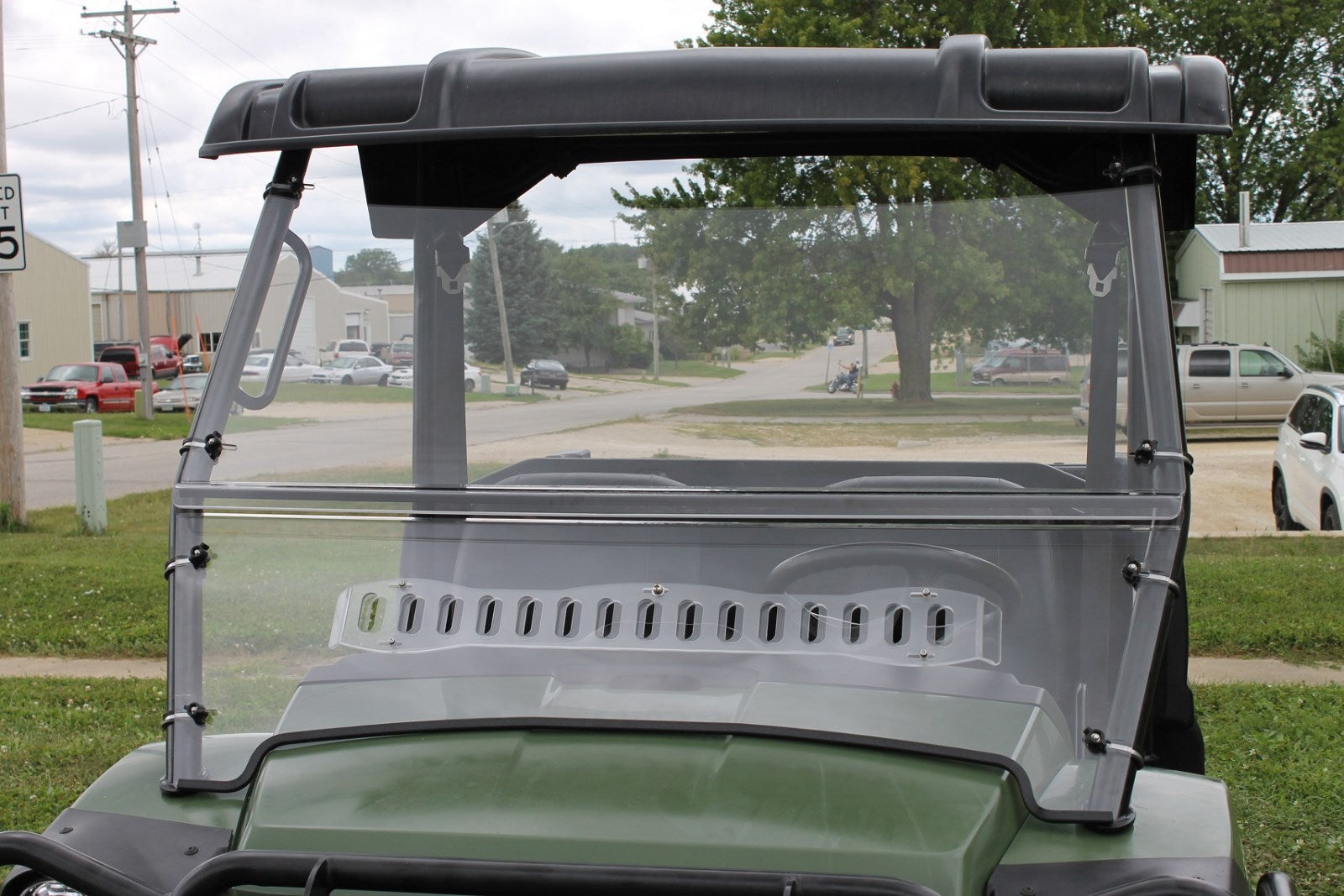 John Deere HPX 4x4, XUV 620i, 625i, 825i, 850D, 855D MAX-FLO Vented Windshield