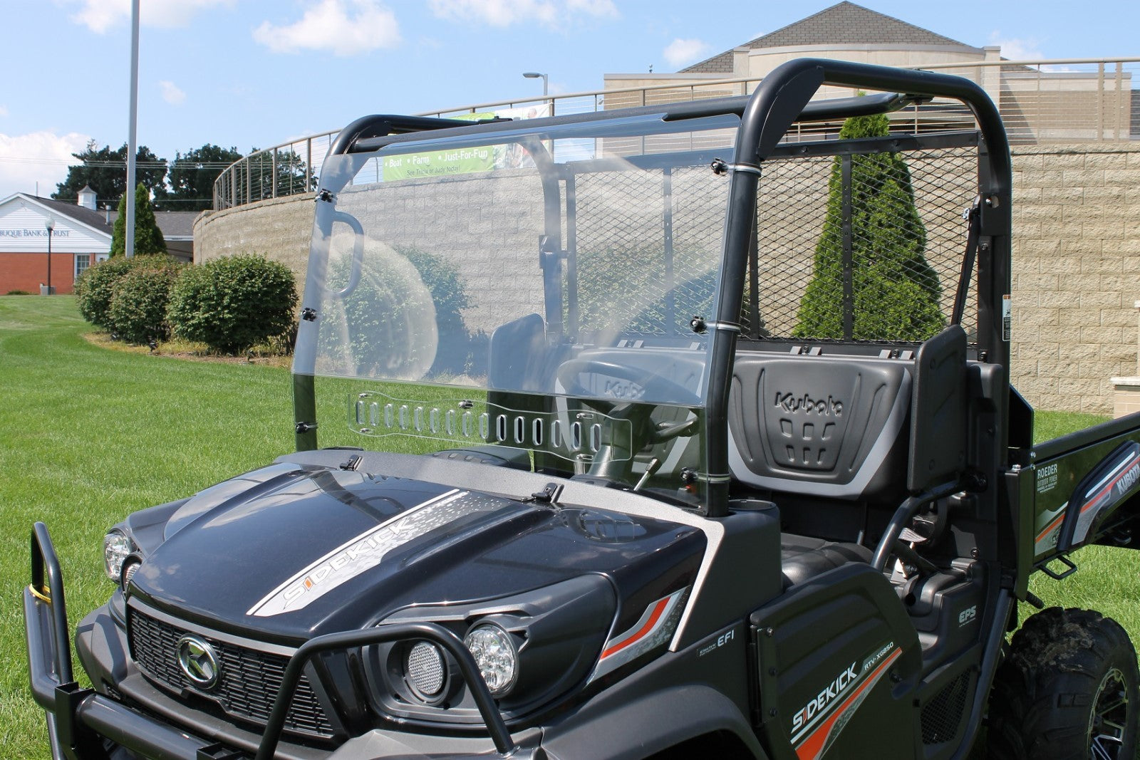 KUBOTA SIDEKICK RTV-XG850 VENTED WINDSHIELD