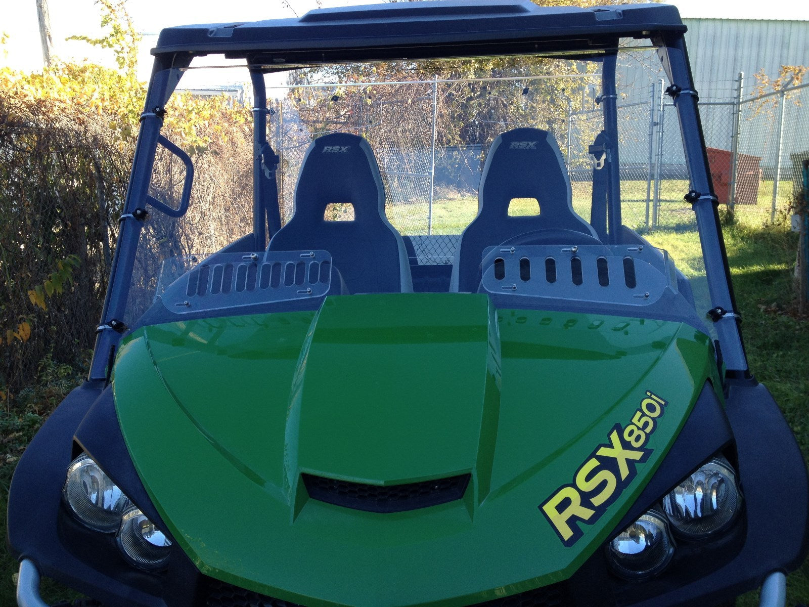 JOHN DEERE XUV 550, 550 S4, 590i, 590m, RSX 850i 860i 860M VENTED WINDSHIELD